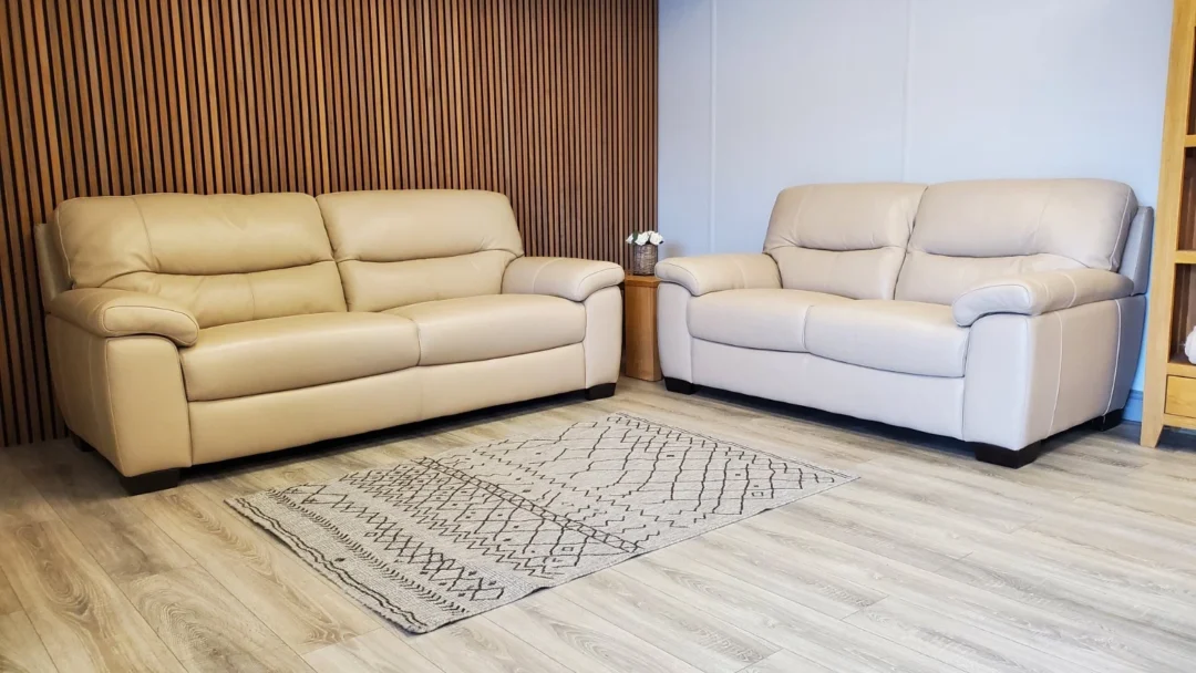 FURNITURE VILLAGE 'HETTY' 3 SEATER & 2 SEATER LEATHER SOFA SET