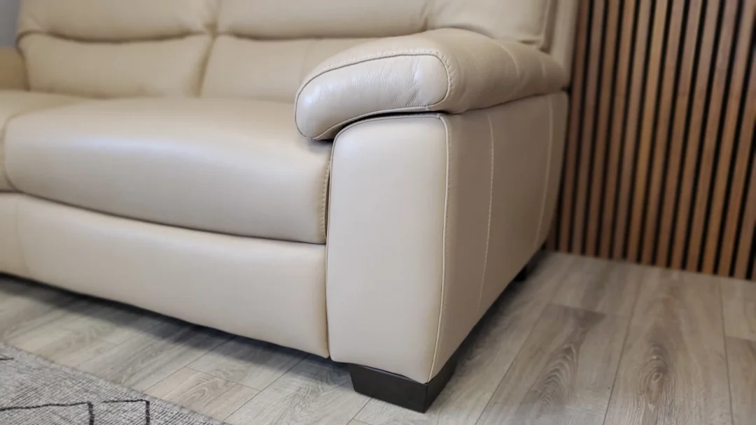 FURNITURE VILLAGE 'HETTY' 3 SEATER & 2 SEATER LEATHER SOFA SET - Image 18