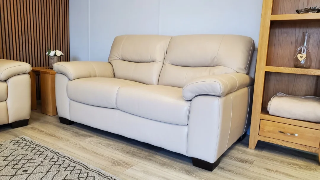 FURNITURE VILLAGE 'HETTY' 3 SEATER & 2 SEATER LEATHER SOFA SET - Image 19