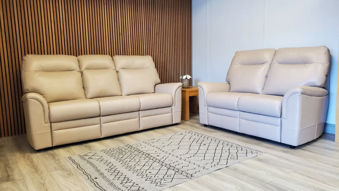 PARKER KNOLL 'HUDSON 23' 3 SEATER & 2 SEATER LEATHER SOFA SET IN 'ROMA PUTTY'