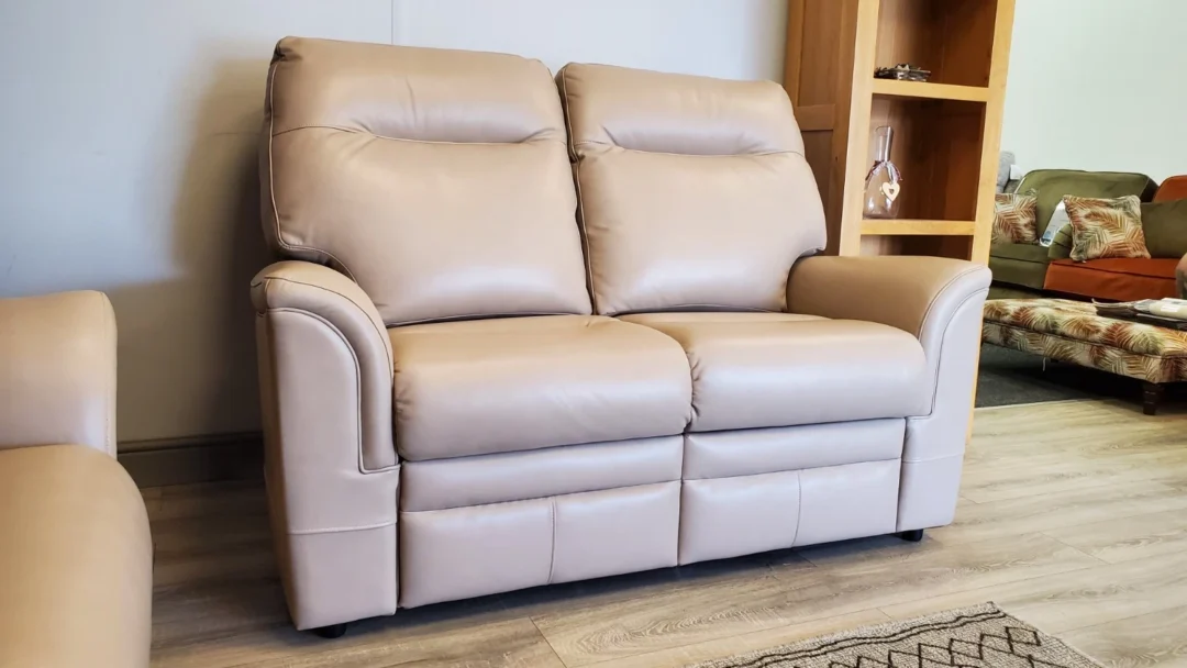 PARKER KNOLL 'HUDSON 23' 3 SEATER & 2 SEATER LEATHER SOFA SET IN 'ROMA PUTTY' - Image 17
