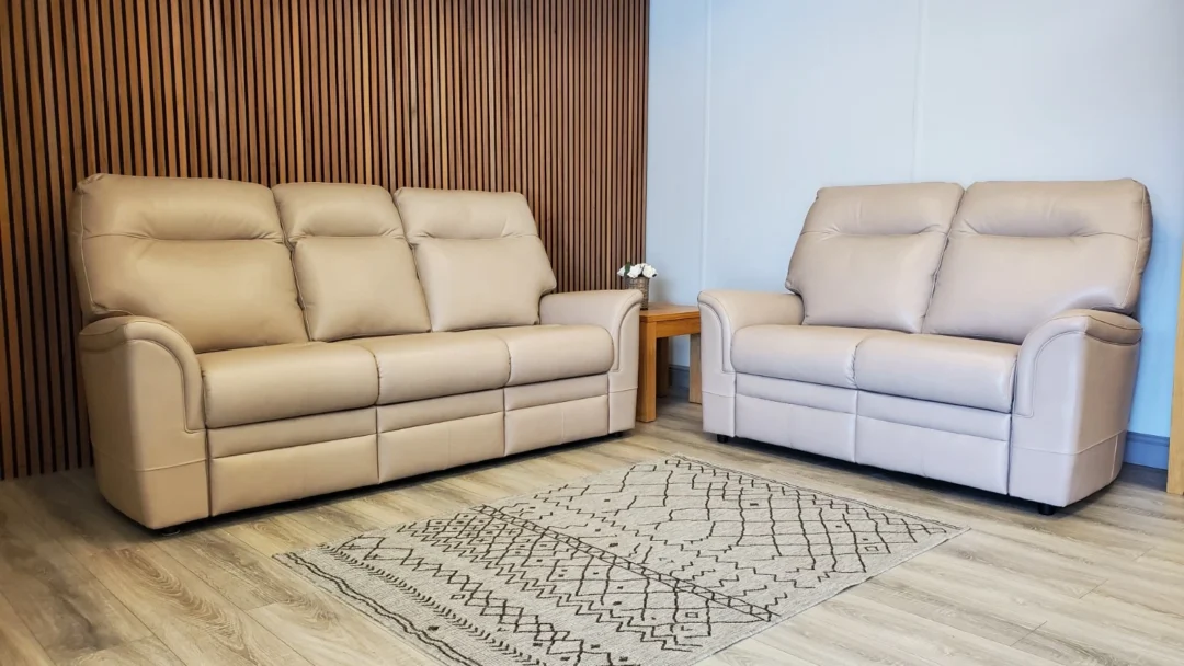 PARKER KNOLL 'HUDSON 23' 3 SEATER & 2 SEATER LEATHER SOFA SET IN 'ROMA PUTTY' - Image 16
