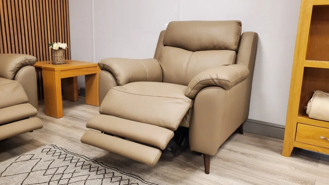 EX BARKER & STONEHOUSE CAMEROON 3 SEATER SOFA & CHAIR WITH POWER RECLINERS - Image 14