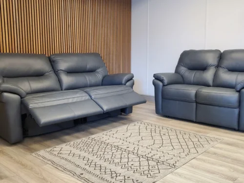 G PLAN SEATTLE 3 SEATER LEATHER SOFA WITH ELECTRIC RECLINERS & LUMBAR & 2 SEATER