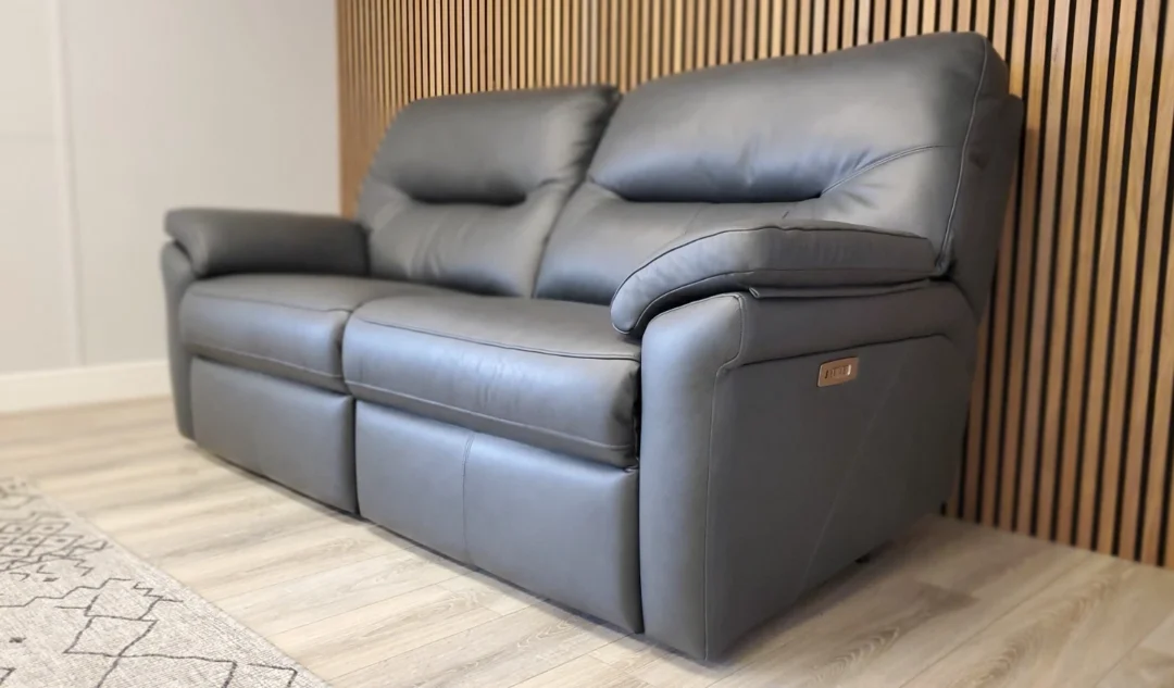 G PLAN SEATTLE 3 SEATER LEATHER SOFA WITH ELECTRIC RECLINERS & LUMBAR & 2 SEATER - Image 13