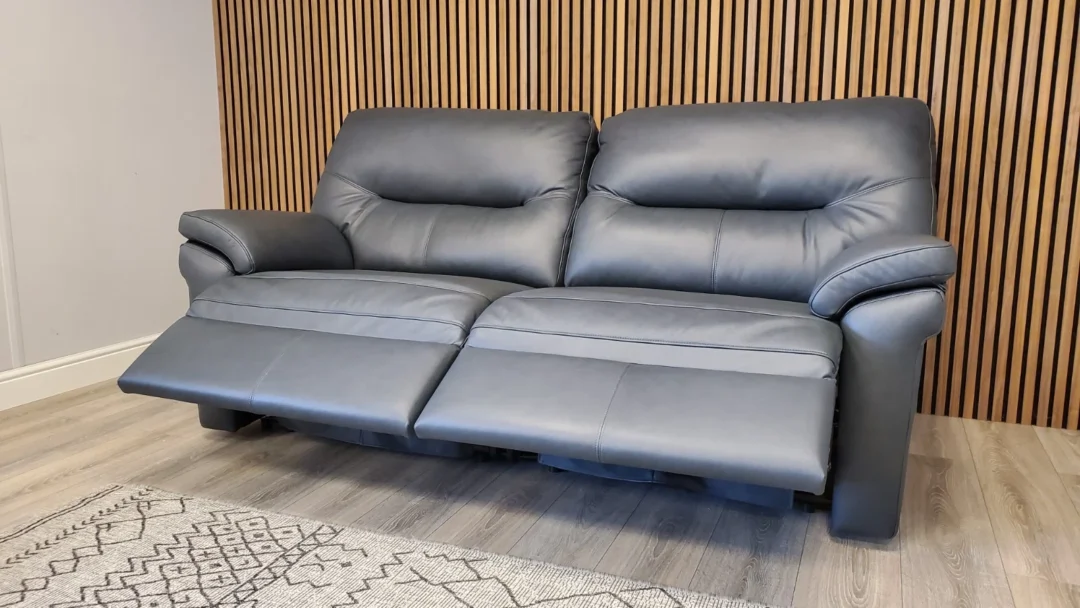 G PLAN SEATTLE 3 SEATER LEATHER SOFA WITH ELECTRIC RECLINERS & LUMBAR & 2 SEATER - Image 21