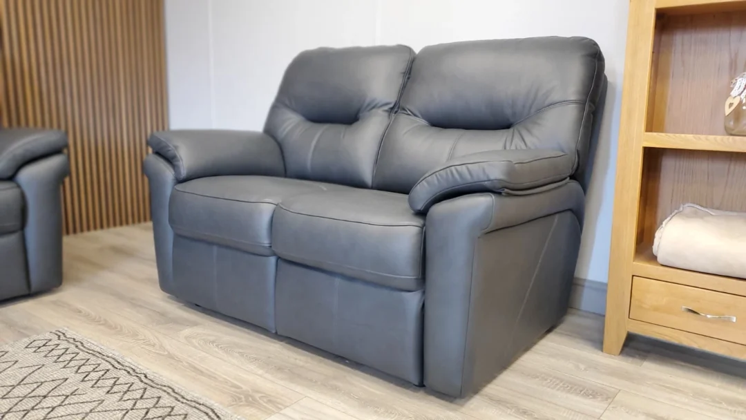 G PLAN SEATTLE 3 SEATER LEATHER SOFA WITH ELECTRIC RECLINERS & LUMBAR & 2 SEATER - Image 6