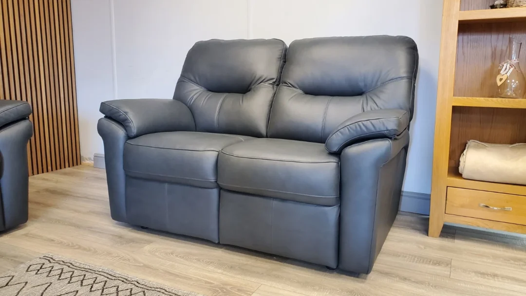 G PLAN SEATTLE 3 SEATER LEATHER SOFA WITH ELECTRIC RECLINERS & LUMBAR & 2 SEATER - Image 7