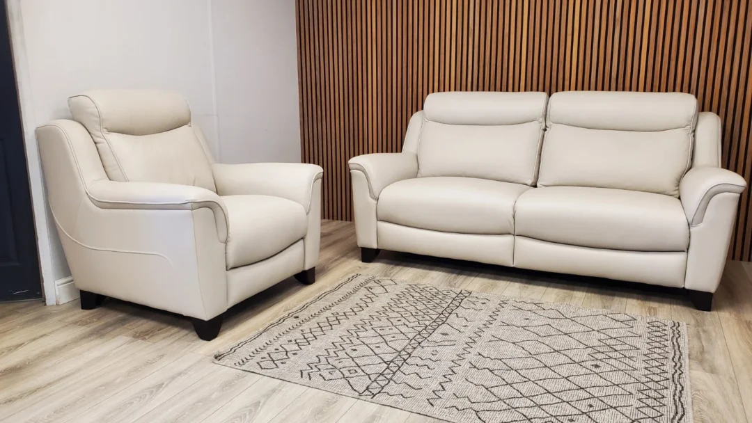 PARKER KNOLL MANHATTAN 3 SEATER SOFA, CHAIR & POWER RECLINING CHAIR IN COMO DOVE - Image 10