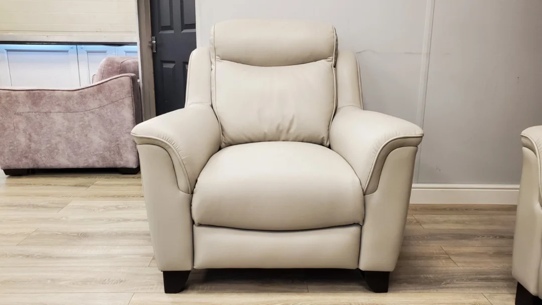 PARKER KNOLL MANHATTAN 3 SEATER SOFA, CHAIR & POWER RECLINING CHAIR IN COMO DOVE - Image 20