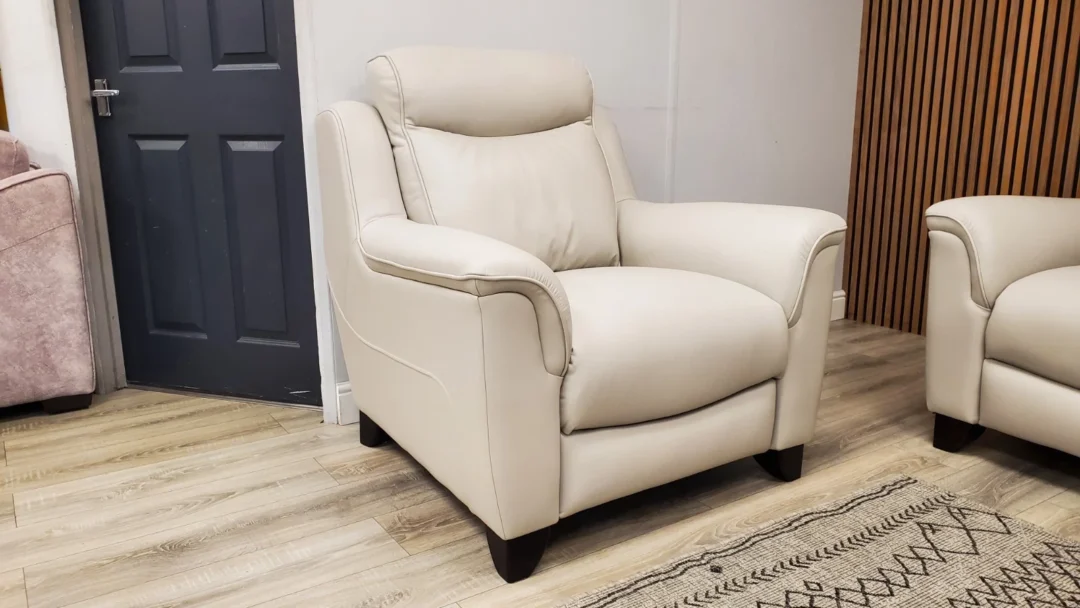 PARKER KNOLL MANHATTAN 3 SEATER SOFA, CHAIR & POWER RECLINING CHAIR IN COMO DOVE - Image 21