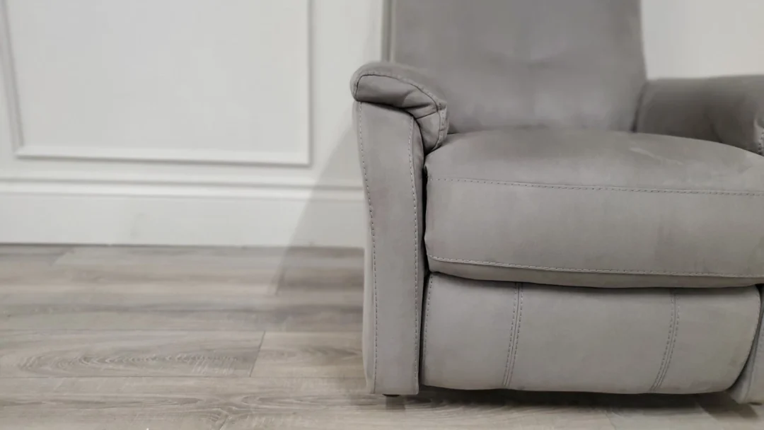 FURNITURE VILLAGE 'ROWAN' POWER RECLINING TWISTER & ROCKER ARMCHAIR - Image 4