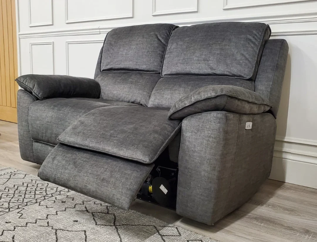 OAK FURNITURELAND 'GOODWOOD' 2 SEATER SOFA & TWO CHAIRS ALL WITH POWER RECLINERS - Image 6