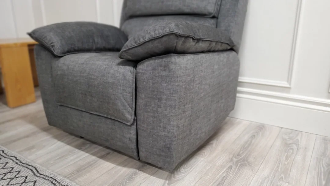 OAK FURNITURELAND 'GOODWOOD' 2 SEATER SOFA & TWO CHAIRS ALL WITH POWER RECLINERS - Image 15