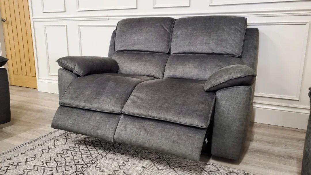 OAK FURNITURELAND 'GOODWOOD' 2 SEATER SOFA & TWO CHAIRS ALL WITH POWER RECLINERS - Image 5